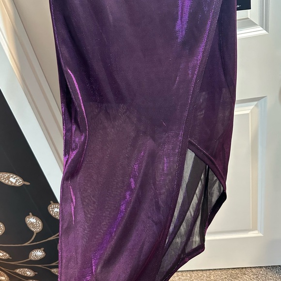 Dress - Picture 3 of 5